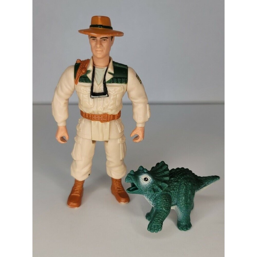 Vintage 1997 Kenner Lost World Jurassic Park Eddie Carr Figure w/ Triceratops